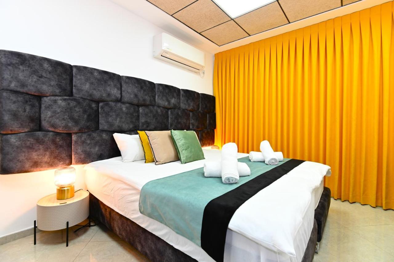 Yalarent Malina Motel In 提比里亞 外观 照片
