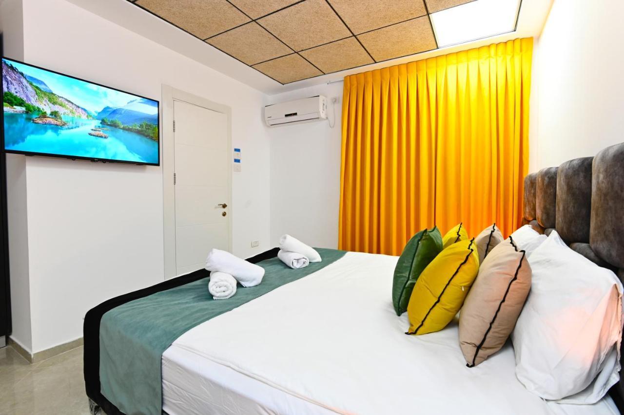 Yalarent Malina Motel In 提比里亞 外观 照片