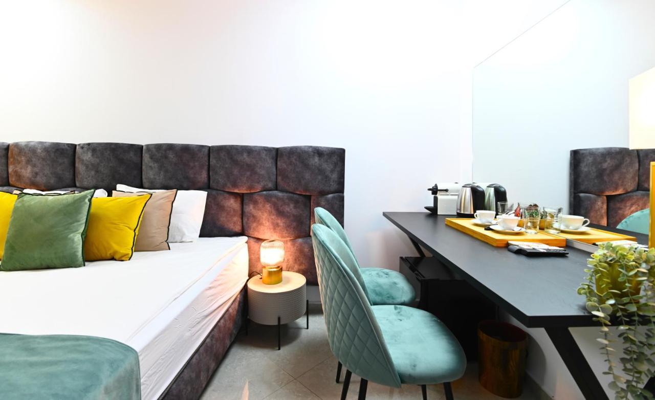 Yalarent Malina Motel In 提比里亞 外观 照片